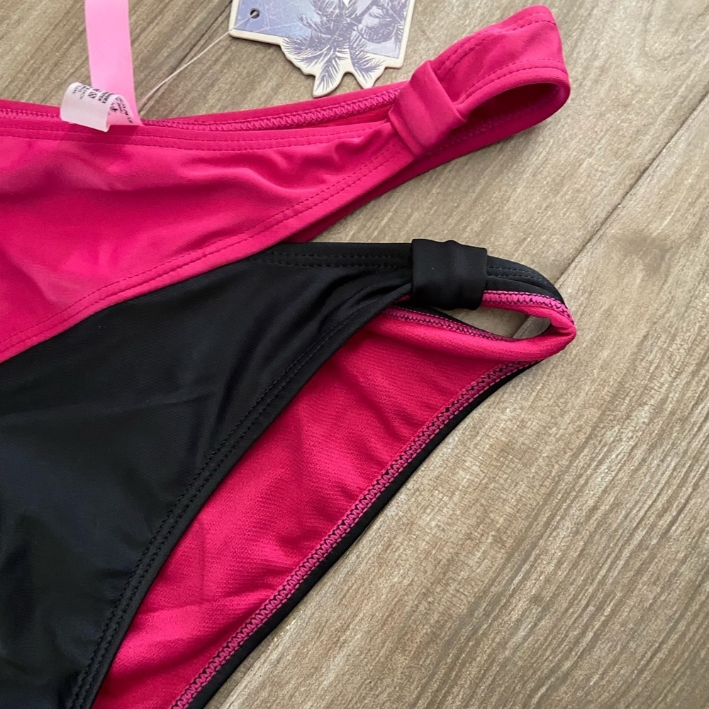YMI Bikini Swimwear - Picture 3 of 12